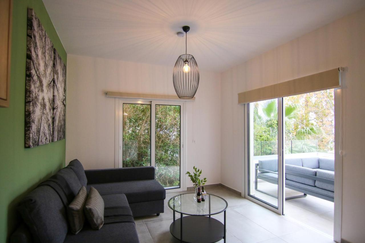 Phaedrus Living: Seaside Modern Flat Limnaria 123 Apartman Paphos Kültér fotó